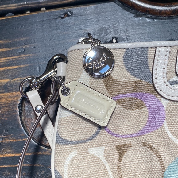 Coach Large Fabric & Leather Wristlet- Fits All Cell Phone Sizes! - Picture 7 of 11